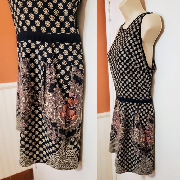 Forever 21 Fleur-de-lis Floral Romper Navy Beige Large - Picture 5 of 12